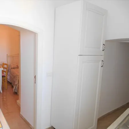 Yellow Elegance Fronte Mare Holiday home *
