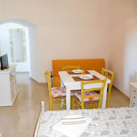Yellow Elegance Fronte Mare Holiday home Gallipoli