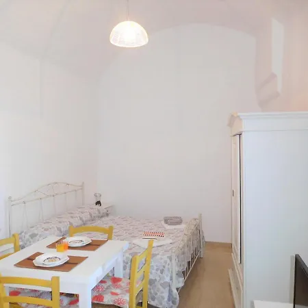 Yellow Elegance Fronte Mare Holiday home Gallipoli